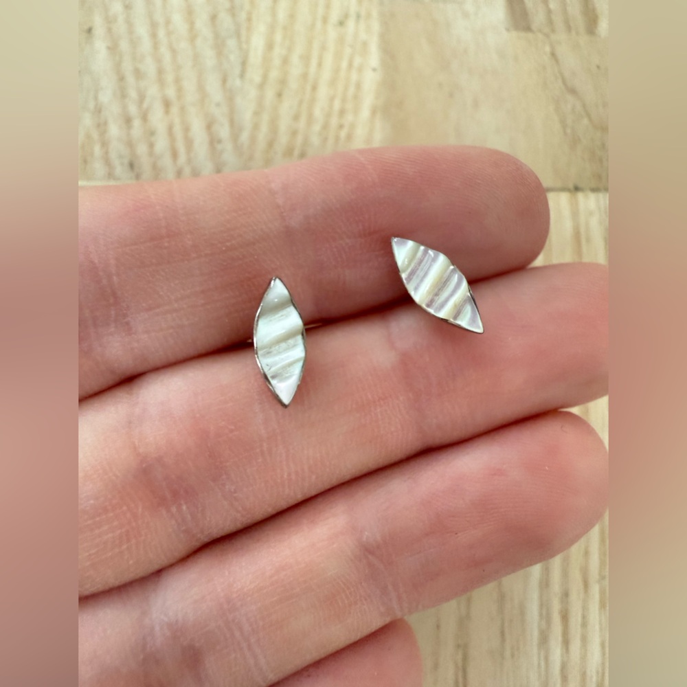 Dainty wavy mother of pearl silver marquise shaped stud earrings on posts